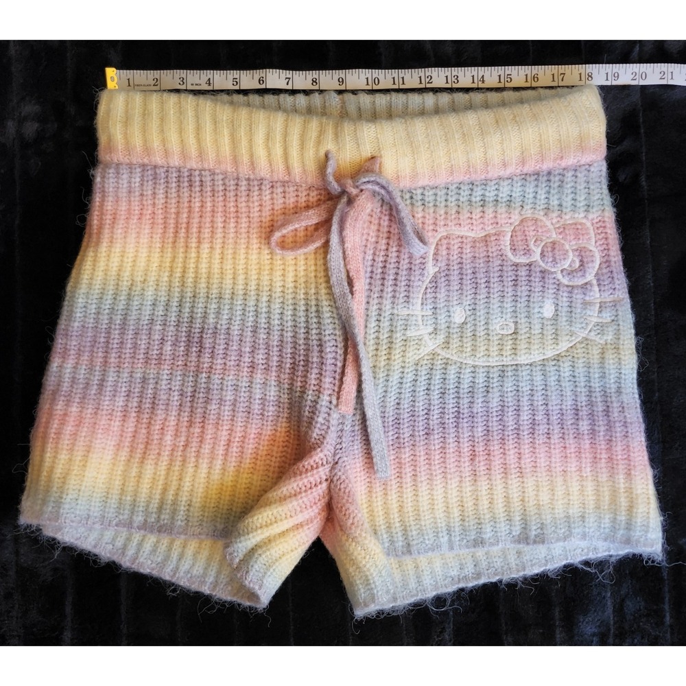 Forever 21 x Hello Kitty Rainbow Knit Shorts- Adult 2XL 🎀